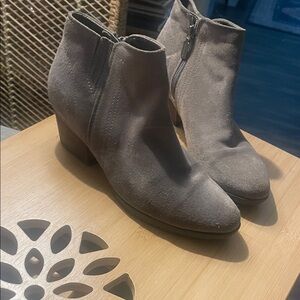 Blondo Waterproof Suede Ankle Booties